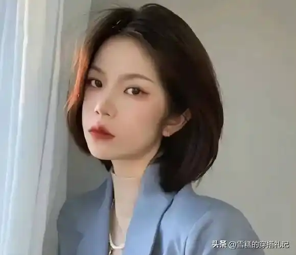 建议45岁以上的中年女人,少留这些"大妈发型",显老还没气质!