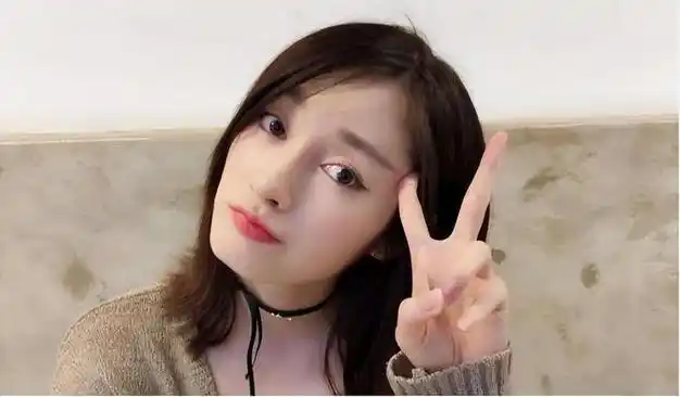 事实证明邓伦近照曝光还想复出的试探撕开了娱乐圈的遮羞布