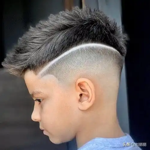 儿童雕刻发型图片(2022小帅哥发型推荐14款) - 赤虎壹号