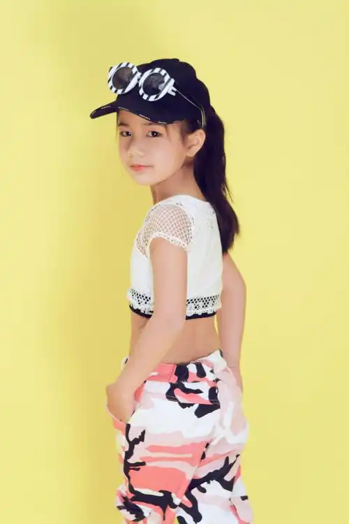 酷酷小姑娘_儿童摄影作品_摄影作品-黑光图库