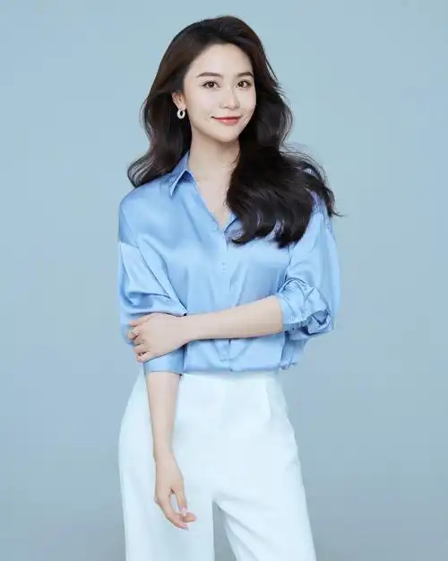 桑晨(中国内地女主持人)_尚可名片