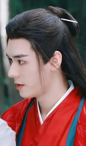 《山河令》温客行红衣美图欣赏,疯子谷主太上头了!邪魅又霸气!