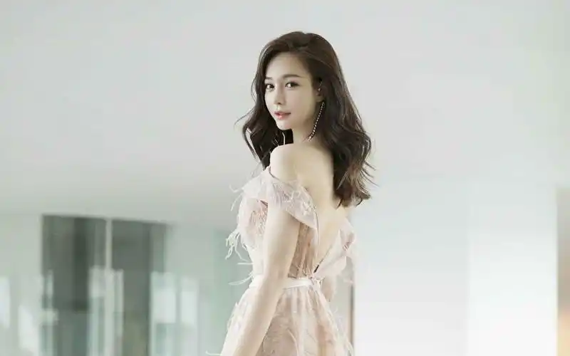 沈梦辰甜美仙气高清桌面壁纸