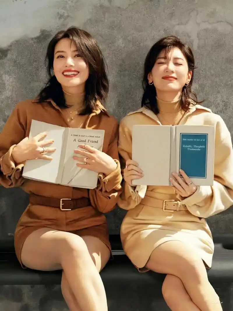 娱乐圈天花板姐妹!贾静雯高圆圆每年都会见几次,错爱后婚姻圆满