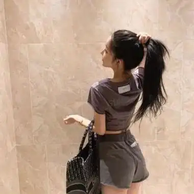 高冷头像女背影露肩 女生头像图片大全 -【爱个性】