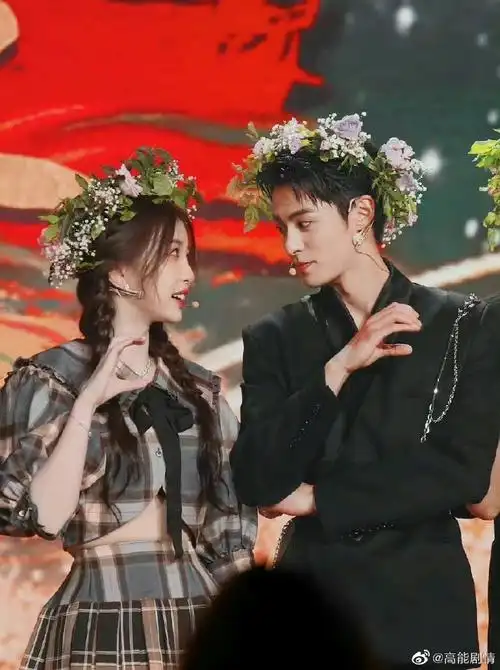 王鹤棣虞书欣获尖叫之夜男神女神