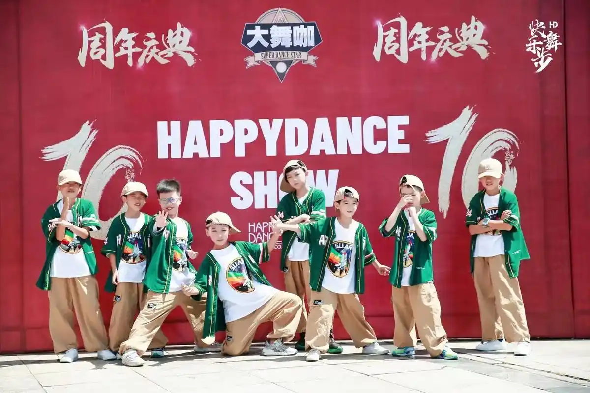 街舞少年#生活随拍记录美好瞬间 #这个夏天 #每一张照片都 - 抖音