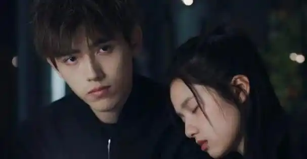 强捧遭天谴!陈凯歌和陈红无底线推儿子上位,终于遭到反噬了