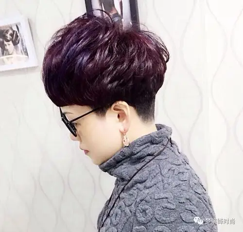 今年流行锅盖头