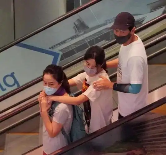 深扒她与张一缘淖什,影帝效应已过去_腾讯新闻