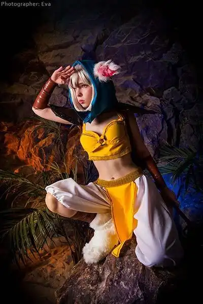 让人再也无法直视的米波五狗齐飞cos图集