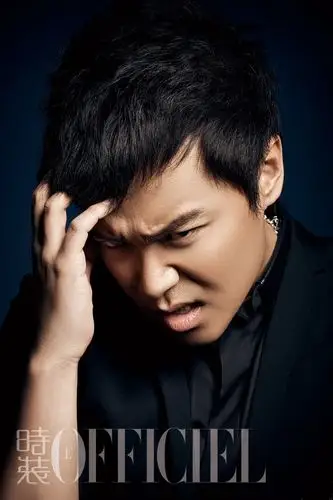 陈思成《时装officiel》杂志封面图片