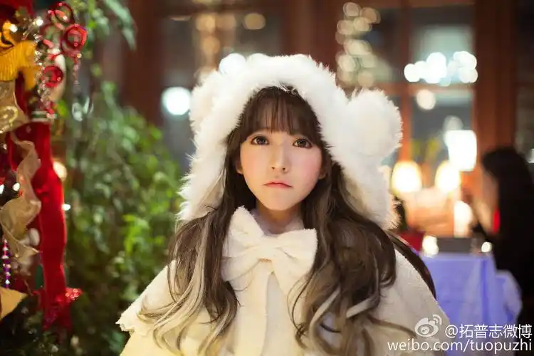 拓普志# 本期《拓普志》的封底是我们的韩国大美女@yurisa_chan .