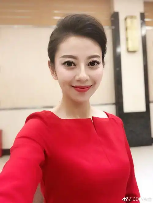 广东电视台体育频道女主持(体育主播哪家强?