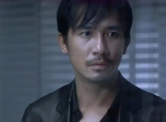 梁朝伟,给观众贡献了无数经典作品,而要说印象最深的,当属《无间道》