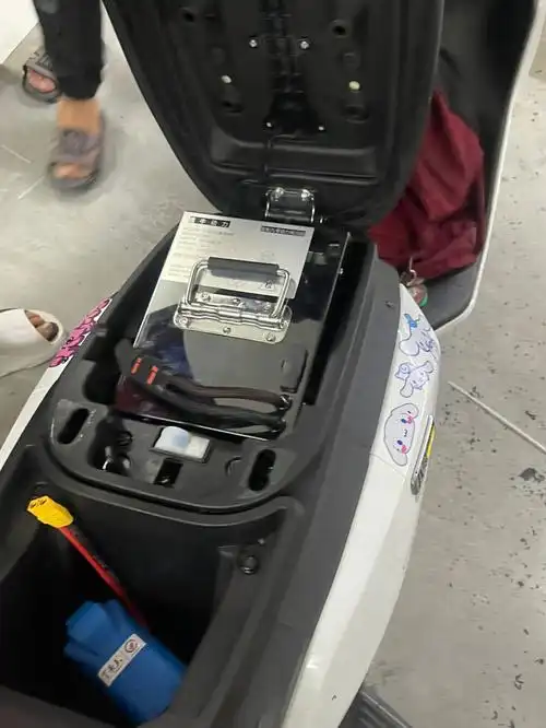 九号直上增程大容量电池