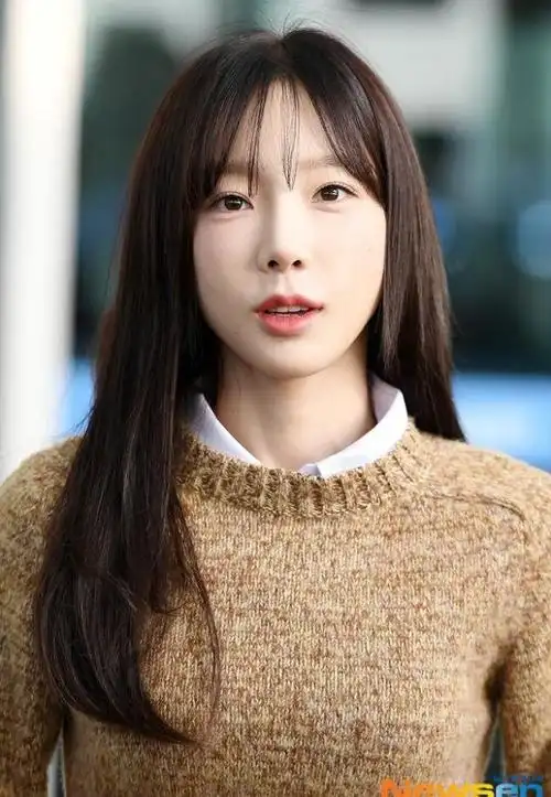 金泰妍 韩媒太实在了,金泰妍的图不p一下就发出来,真实状态一目了然