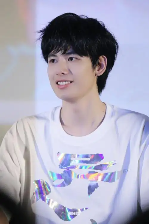 上海首映礼今天是可爱的乖宝宝～乖宝宝～9299@演员胡先煦