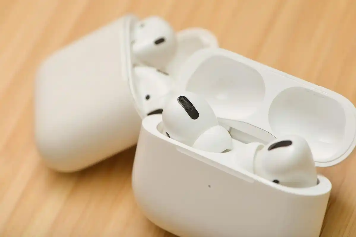apple airpods (第三代) 无线蓝牙耳机,iphone/ipad/apple watch适用!