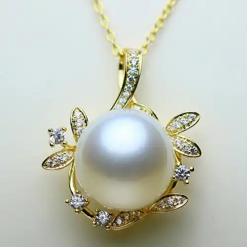 花枝招展花枝叶缠绕背镶澳白珍珠吊坠项链