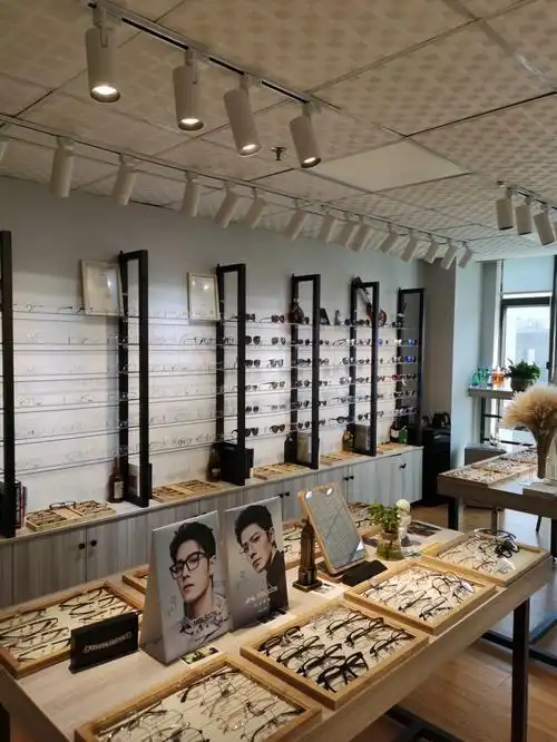 终于找到了一家高颜值眼镜店