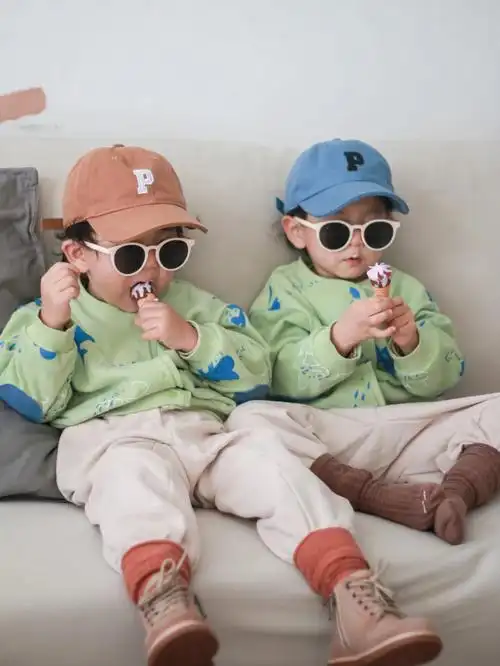 记录美好双胞胎兄弟