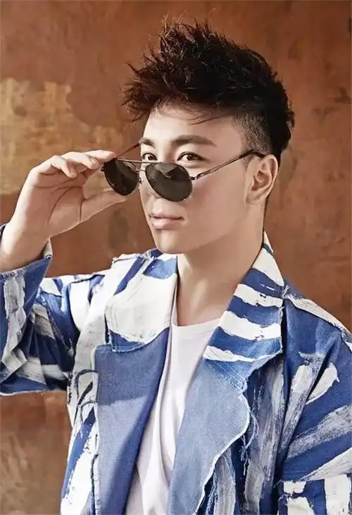 昔日三位著名男童星,长大后人生反差很大