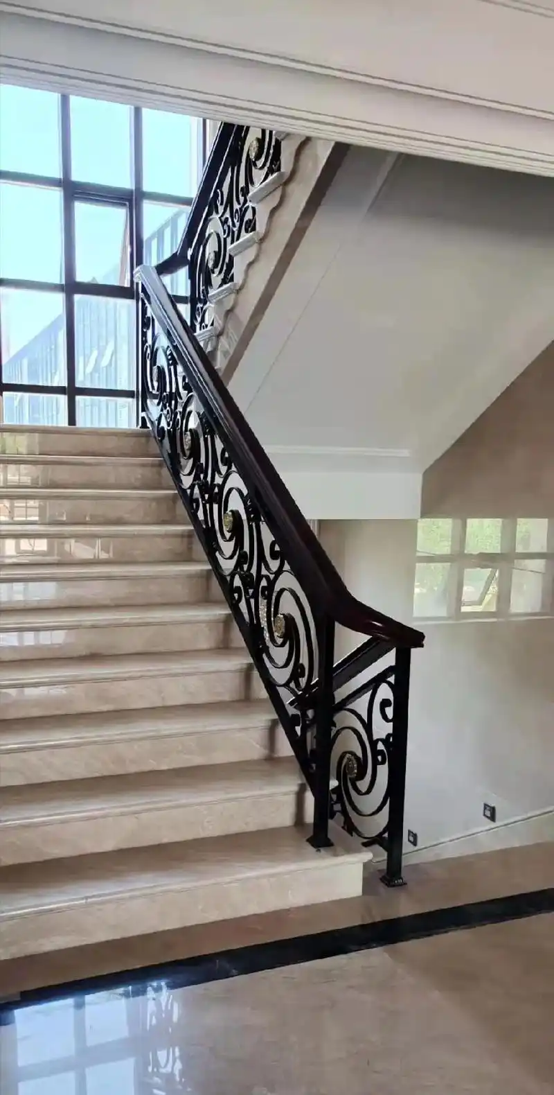 纯手工锻打铁艺楼梯扶手