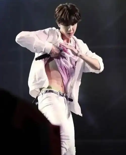 网评「身材最好」的陆剧95生top7:王一博