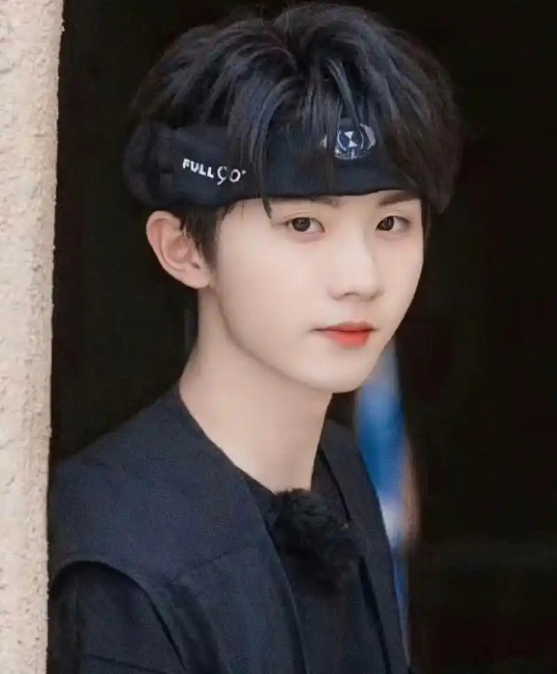 马嘉祺帅哥壁纸分享