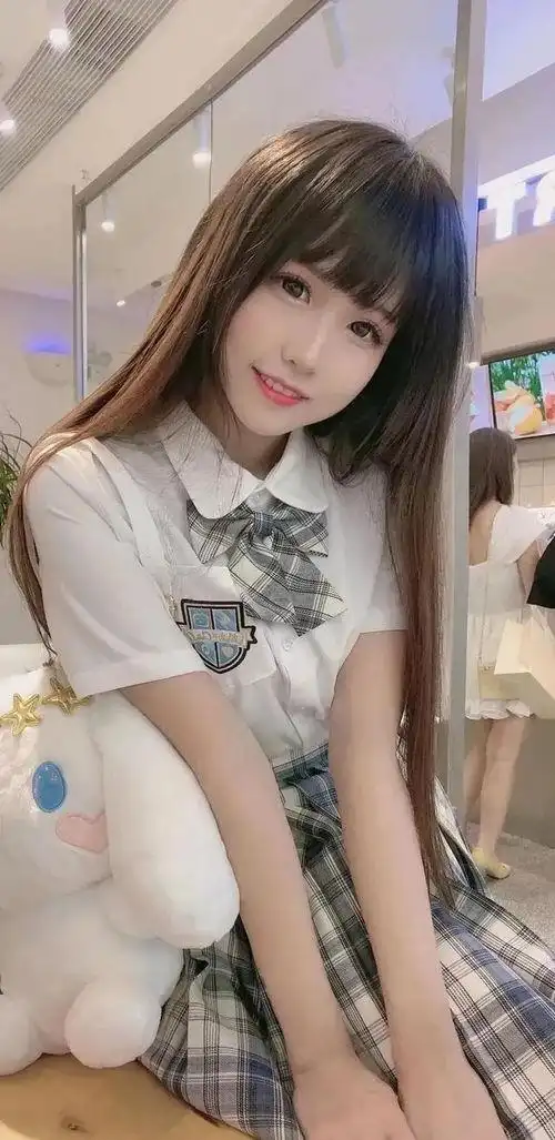 美女学生大胆写真图片大胸