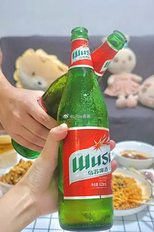 吃夜宵还得卤味配啤酒91,卤味的辣真的好给劲,再来一瓶冰镇大乌苏