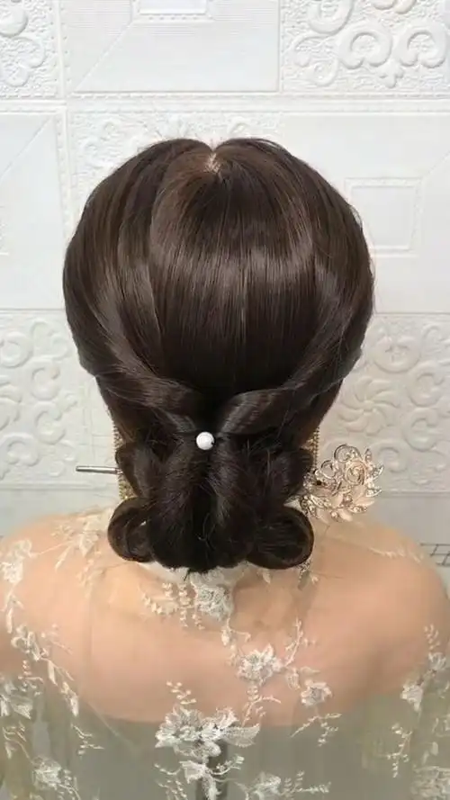 复古低盘发 简单大气