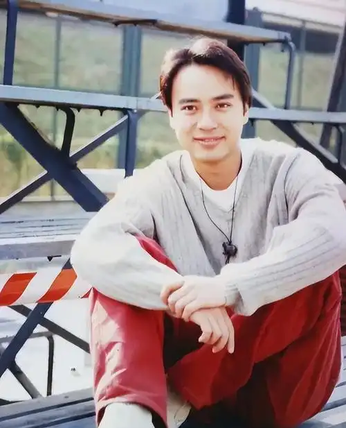 李克勤个人资料简介李克勤结过几次婚