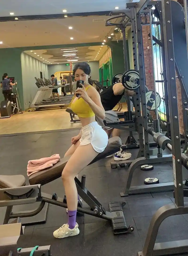 健身 #正能量 #运动 #你的坚持终将美好 #健康 #身材 - 抖音