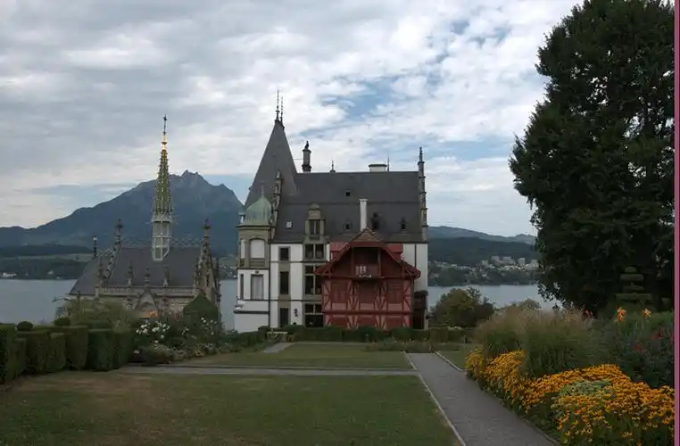 04 欧洲的花园城堡为何令人向往?