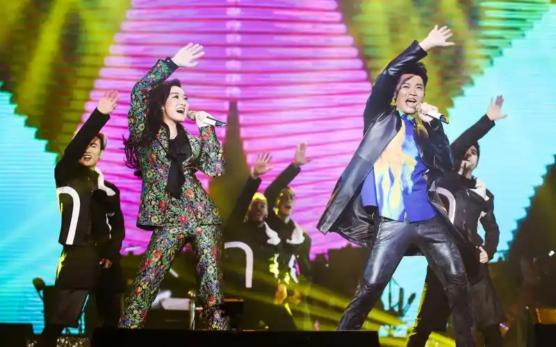 凤凰传奇上海演唱会门票_2024凤凰传奇演唱会上海站【订票】-大河票务