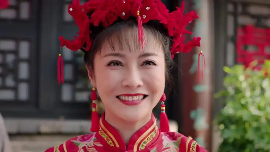 没想到和丁大命拜堂的竟然是山杏