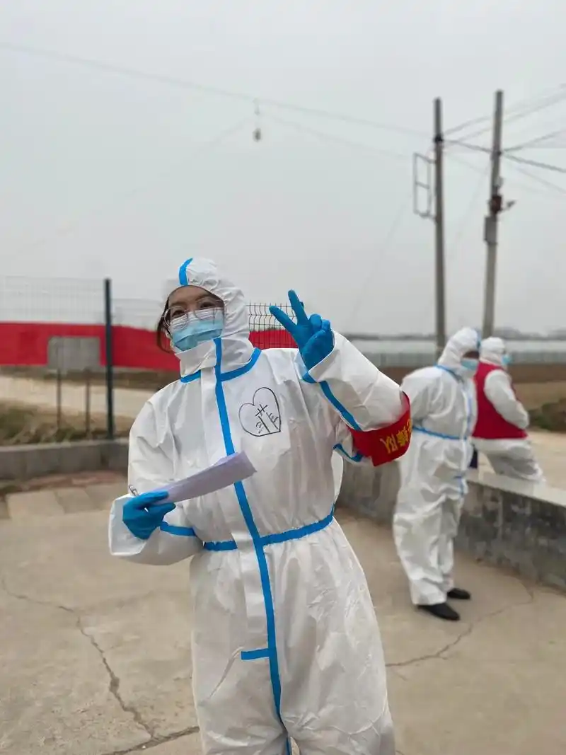 时间过的真快,已经好久没有回家了,每天不停地登记核酸,两点一 - 抖音