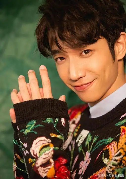 《当爱情遇上科学家》开机,周雨彤化身迷糊女学生狂撩刘以豪