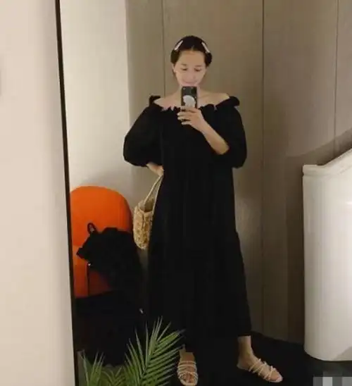 聂远老婆素颜出镜 穿宽松长裙遮住肚子疑怀孕