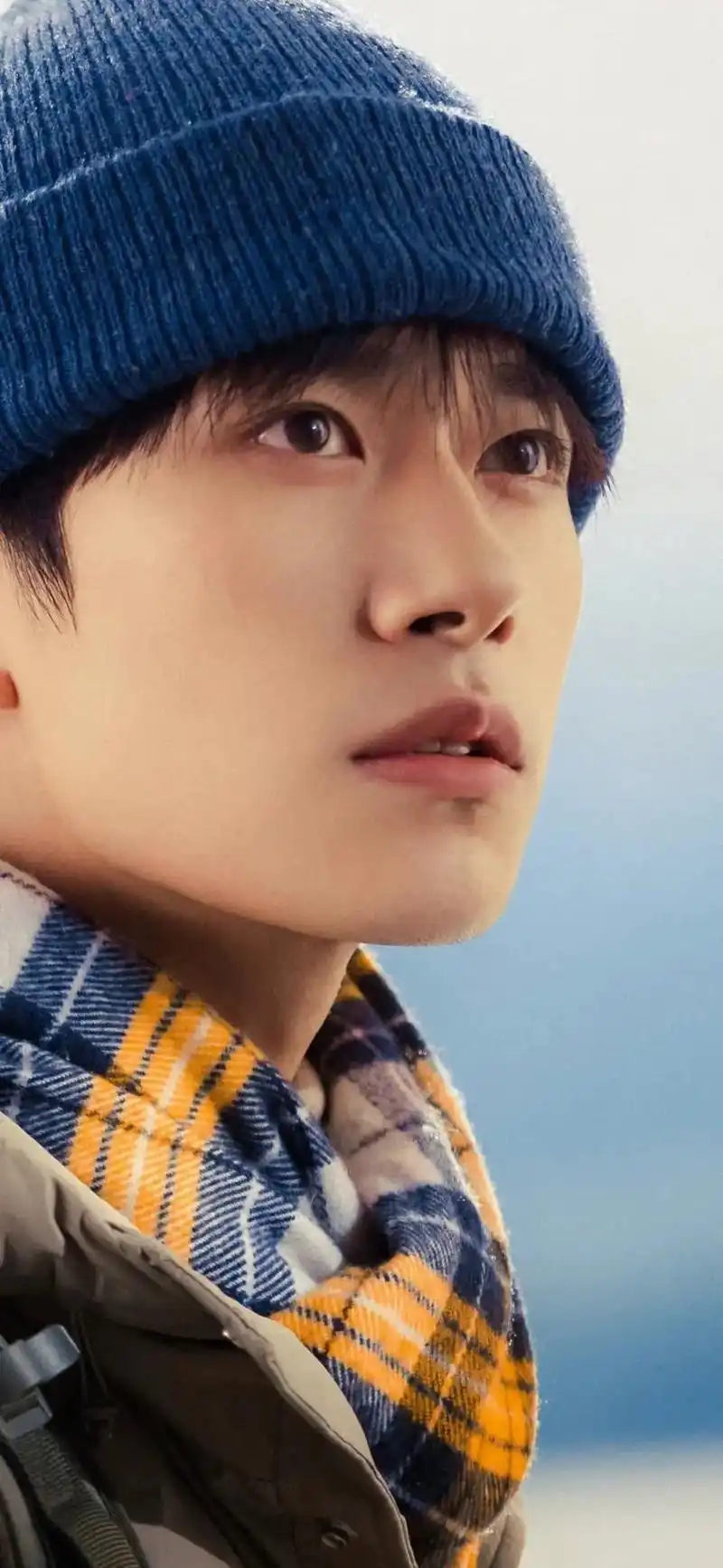 宝藏男孩 #真的超爱这个少年 #少年感 #易烊千玺壁纸 千 - 抖音