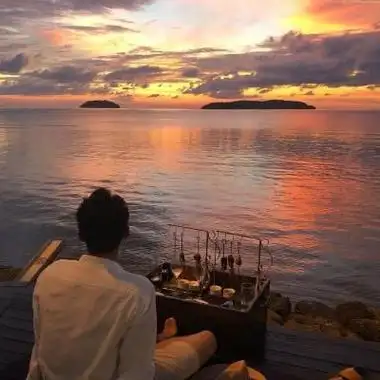 海边男头像背影高清侧脸伤感帅哥必用的意境男头像高清图片男生头像