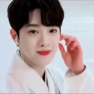 赖冠霖专辑头像 - 堆糖,美图壁纸兴趣社区