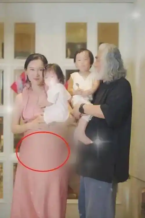 杨幂成为北电考官张纪中妻子怀孕火了欧阳娜娜演技引争议