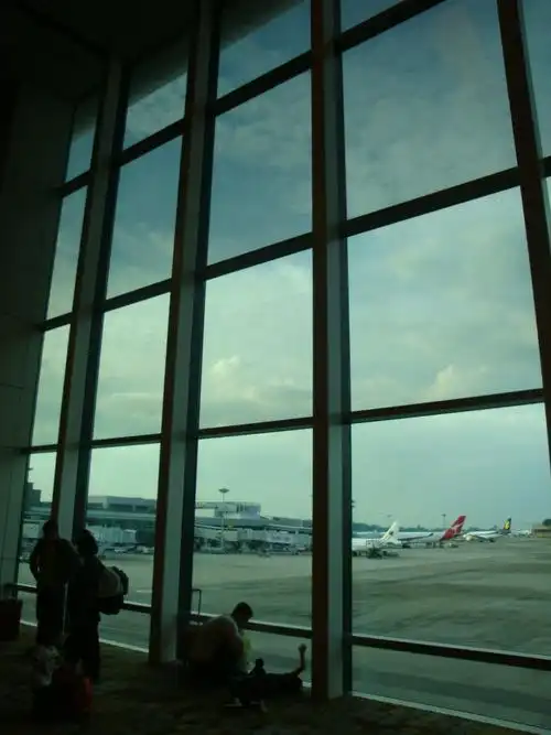 落地窗很漂亮 新加坡机场