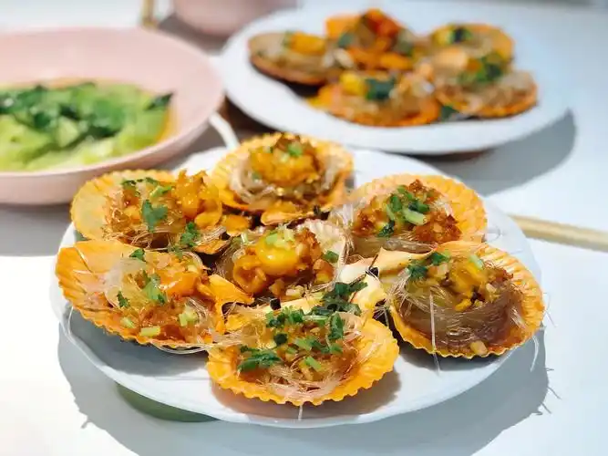 今天吃啥蒜蓉粉丝蒸扇贝