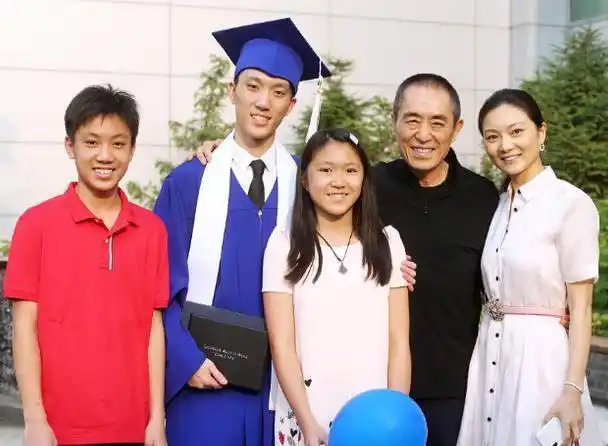 四大名导儿女发展陈凯歌儿子靠爸爸姜文女儿自力更生当设计师