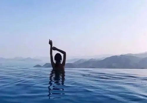 【科普贴】曝光广东10个超美网红无边泳池,随手拍个抖音都能收获几万