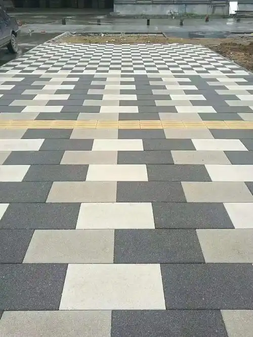 来一波漂亮的砂基透水砖铺装效果图武汉荣益建材科技
